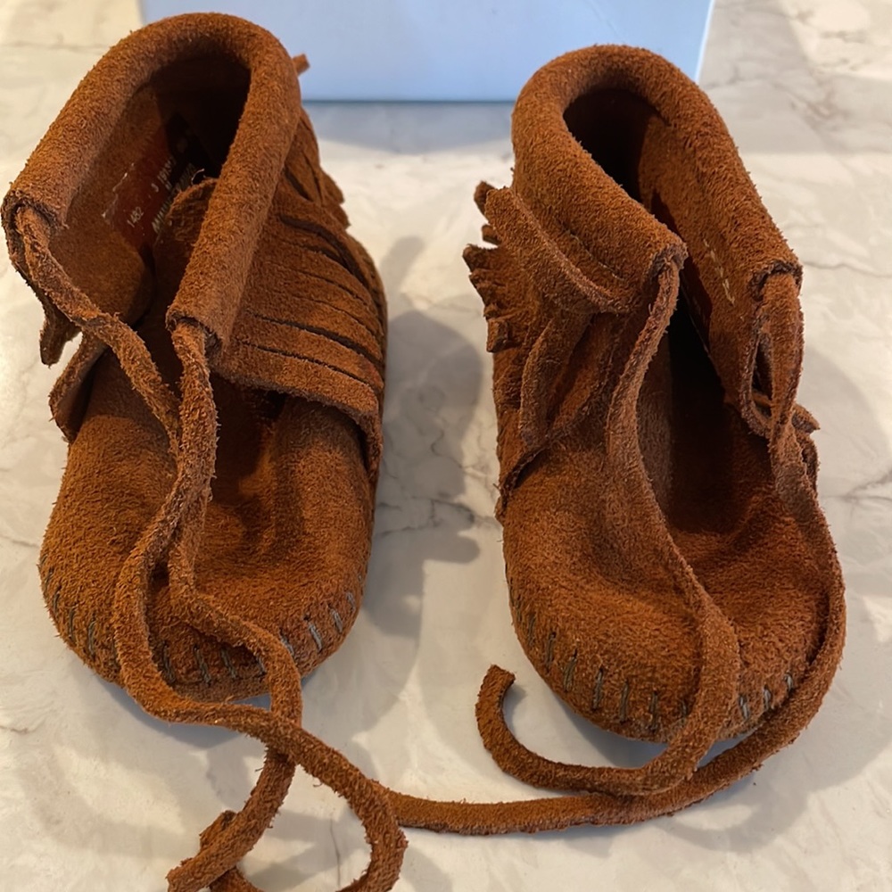 Minnetonka Mocs Infant Size 3